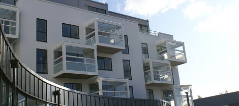 Balco inglasade balkonger öppna balkonger loftgångar Balkongrenovering