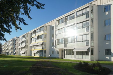 Inglasad balkong från Balco, marknadsledande för öppna och inglasade balkonger.