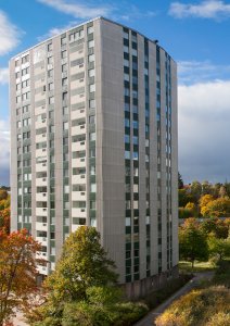 Inglasad balkong från Balco, marknadsledande för öppna och inglasade balkonger.