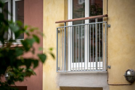 balkong från Balco, marknadsledande för öppna och inglasade balkonger.