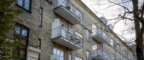 Inglasad balkong från Balco, marknadsledande för öppna och inglasade balkonger.