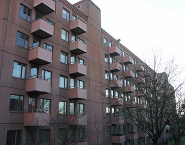 Inglasad balkong från Balco, marknadsledande för öppna och inglasade balkonger.