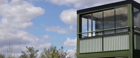 Inglasad balkong från Balco, marknadsledande för öppna och inglasade balkonger.