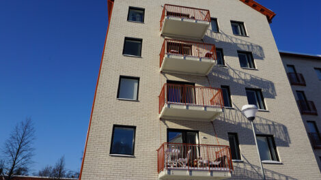Balkonger från Balco, marknadsledande i branschen för öppna och inglasade balkonger.