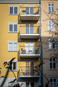 Balkonger från Balco, marknadsledande i branschen för öppna och inglasade balkonger.