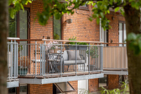 Öppna City balkonger från Balco, marknadsledande i branschen.