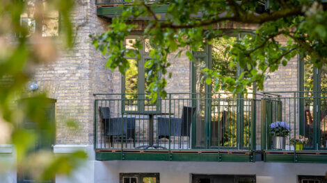 Öppna City balkonger från Balco, marknadsledande i branschen.