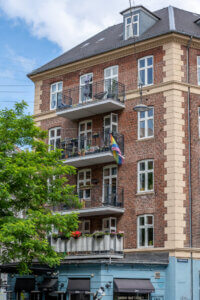 Öppna City balkonger från Balco, marknadsledande i branschen.
