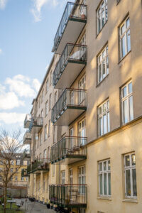 Öppna City balkonger från Balco, marknadsledande i branschen.