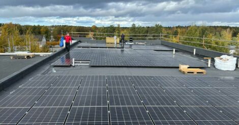 Balco investerar i solpaneler i Växjö. Balcos hållbarhetsarbete fortsätter.