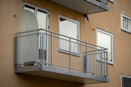 Öppna City balkonger från Balco, marknadsledande i branschen.
