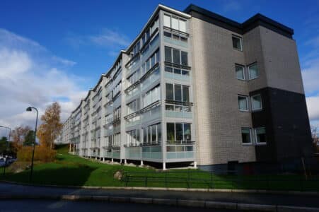 Balco innglassade og åpne Balkonger. Gullveien 8