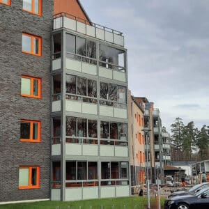 Balco inglasade balkonger i Växjö på Hovshaga, sakapar energieffektivitet och ökat markandsvärde